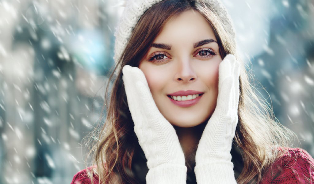 как нужно ухаживать за кожей лица зимой?